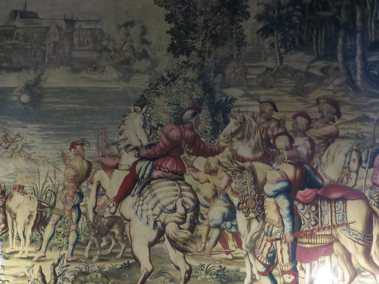 مشهد شهر أغسطس من «صيد ماكسيميليان»