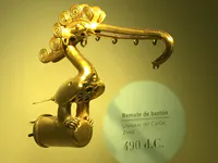 Pommeau de bâton en forme d’oiseau