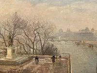 ضباب الصباح فوق نهر السين واللوفر