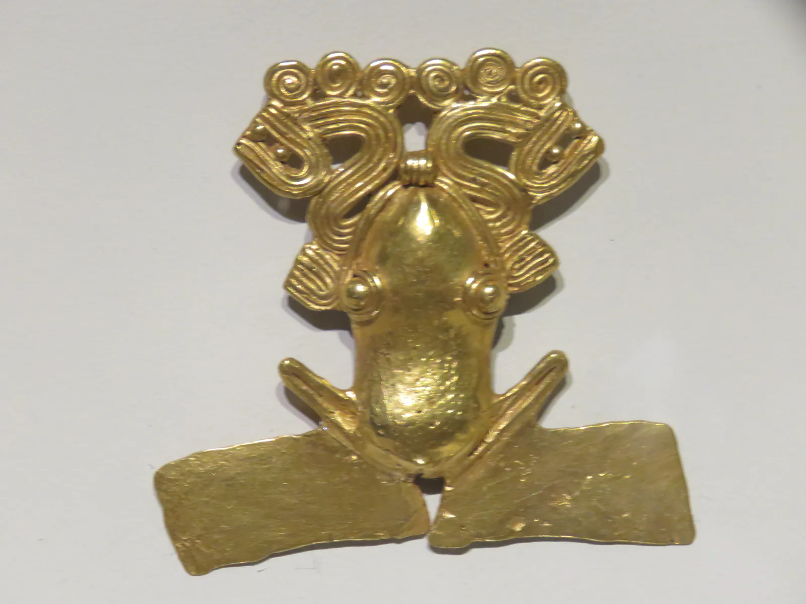 Diquís Gold Frog Pendant