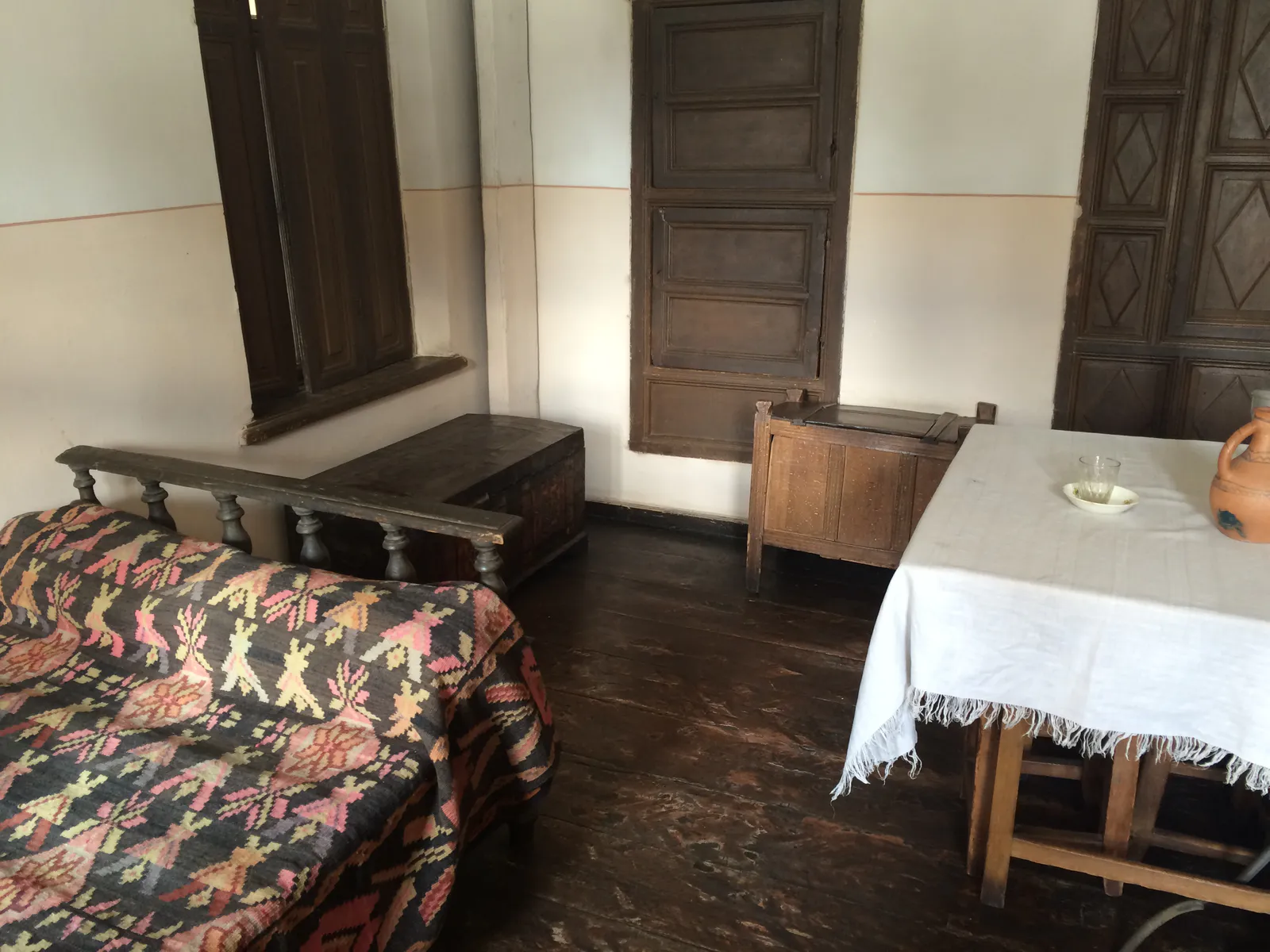 スターリンの幼少期の家の内部