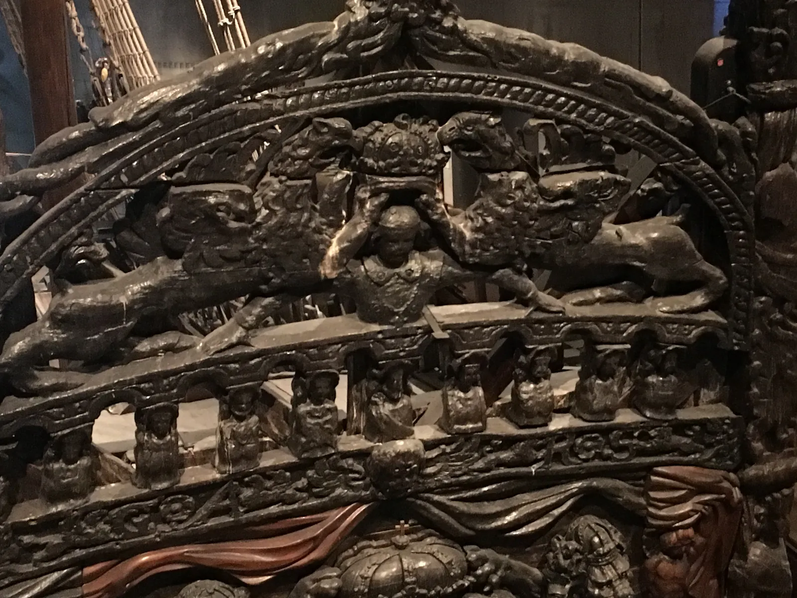 Crowned Lions with Regal Bust