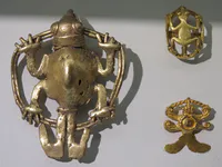 Diquís Frog and Anthropomorphic Pendants