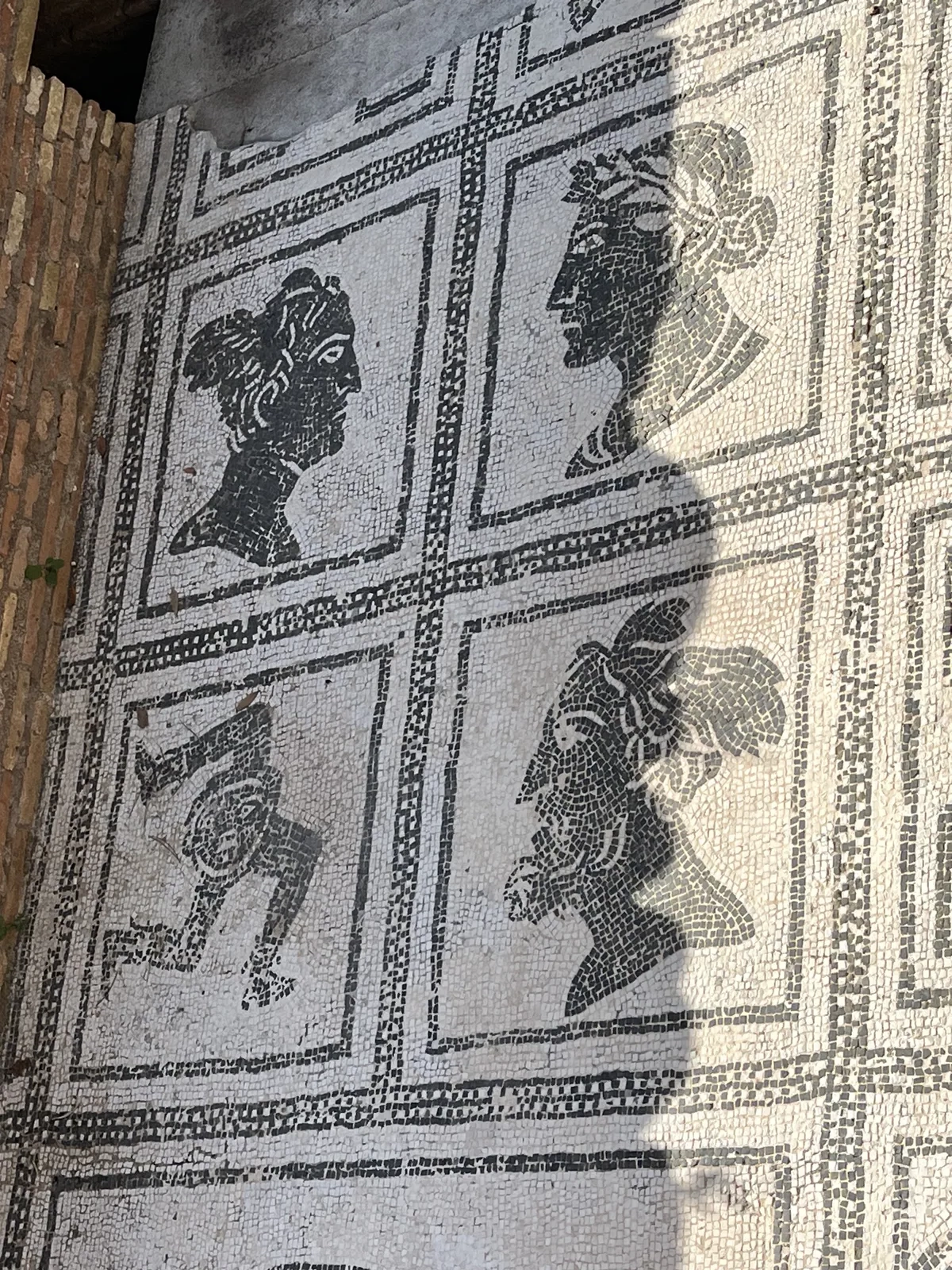 Mosaico das províncias romanas