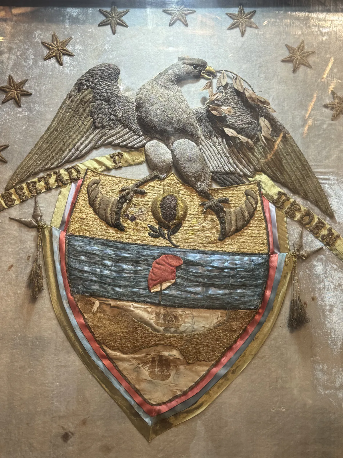 Armoiries brodées des États-Unis de Colombie