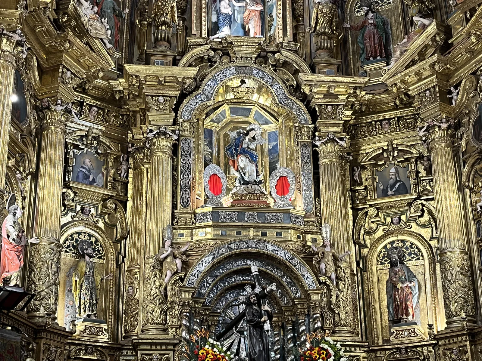 Baroque Retablo with the Virgin