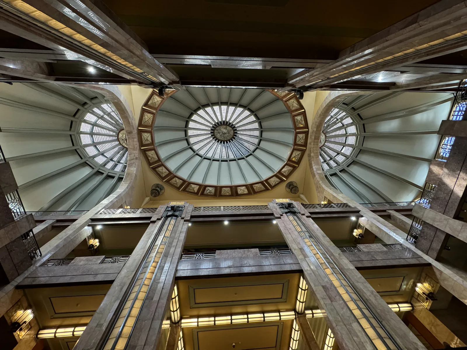 Art Deco Ceiling and Columns