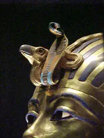 Royal Emblems on Tutankhamuns Mask