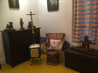 Frida’s Sitting Room with Folk Art Accents