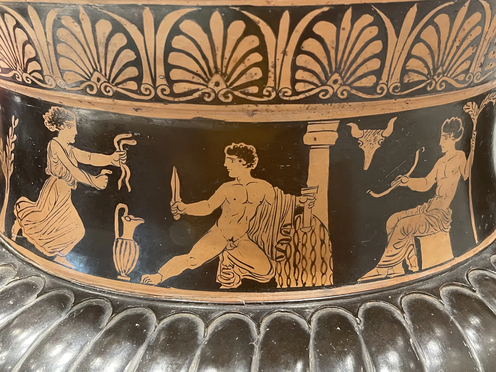 Vasos míticos: Los héroes del Museo Nacional Jatta