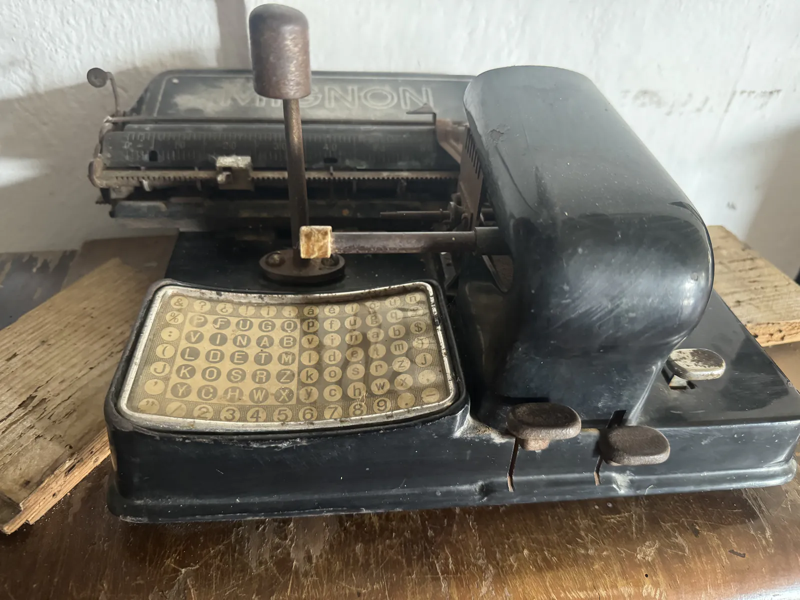 Индексная пишущая машинка AEG Mignon