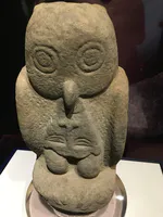 Diquís Stone Owl with Inverted Head