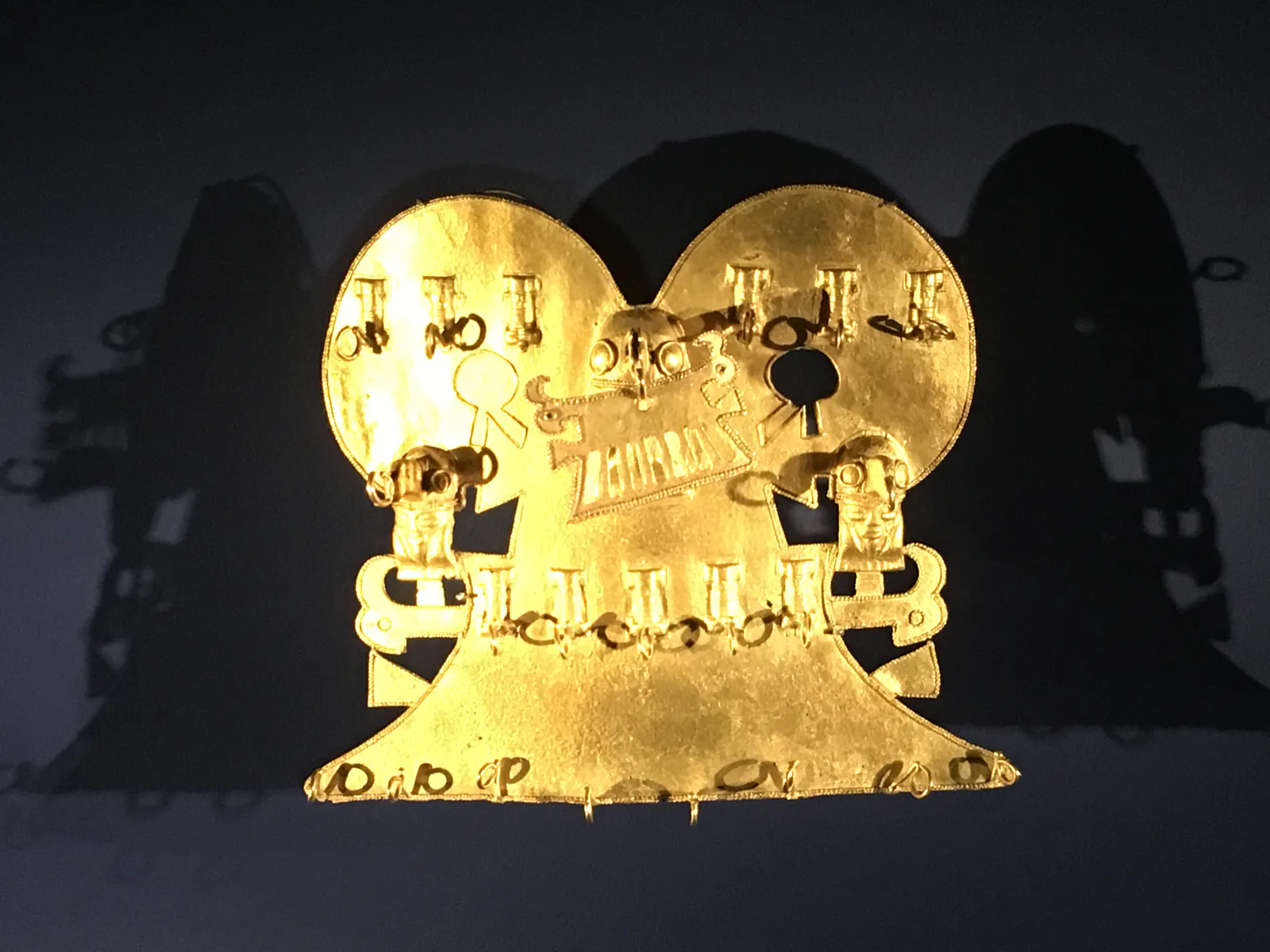 Zenú Double-Spiral Pectoral