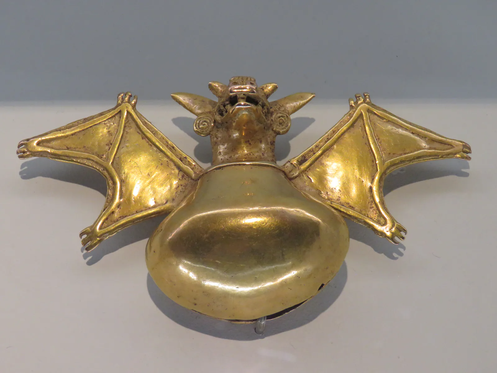 Diquís Bat Pendant with Outstretched Wings