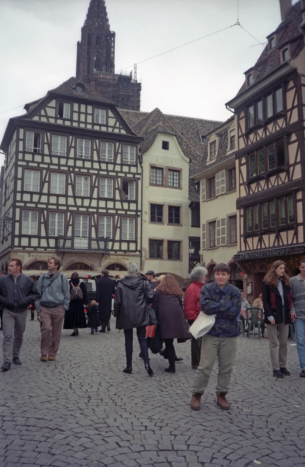 Max in Place du Château